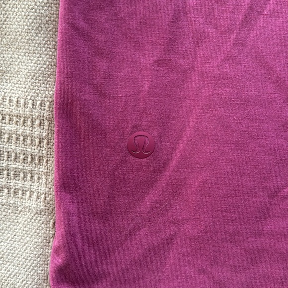 Lululemon t-shirt, condition like new, size small. - Picture 4 of 4